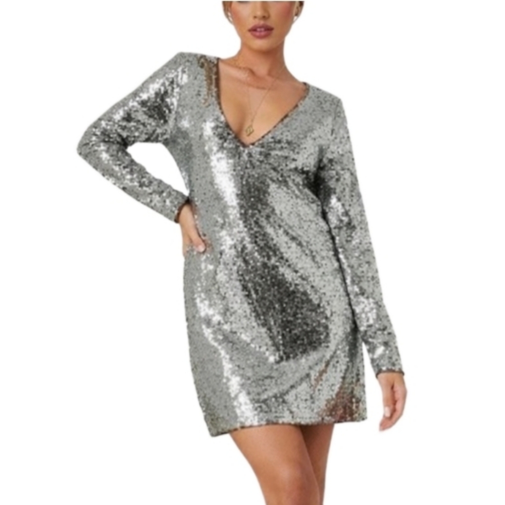 Missguided Zena Silver Sequin Mini Dress